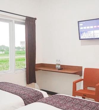 RR -2 Syariah Hotel SLG in Gurah