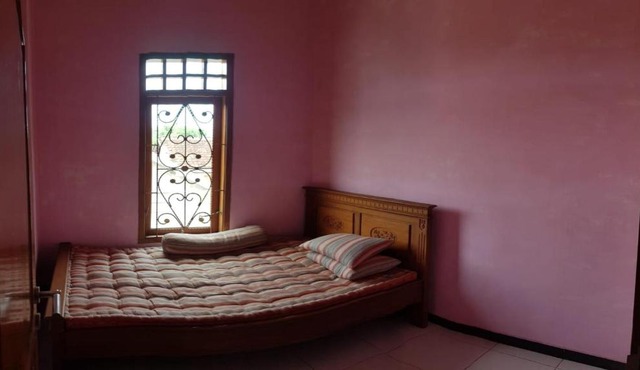 Rumah Kos Qia Syariah in Pasuruan