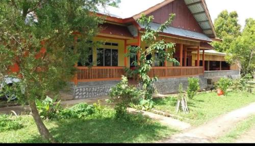 Ruteng YosPrima Garden in Lao