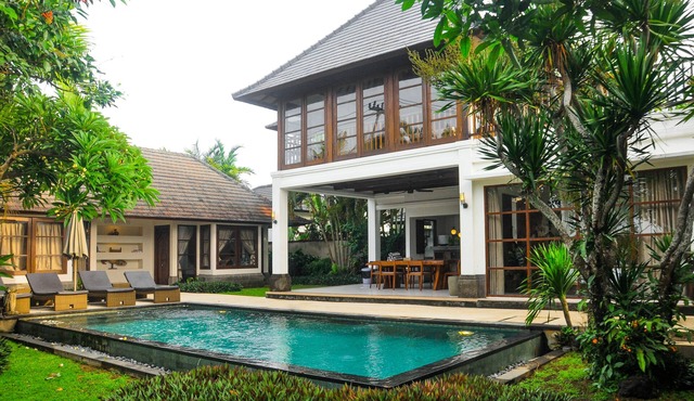 Saka Omah Villa - 3 bedrooms near Tanah Lot in Tabanan