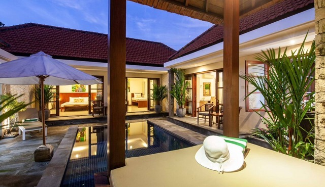Sanur Beach Villa 3 b/room private pool in Bali