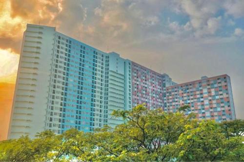 Sapphire Apartel Sentra Timur by Kav in Jakarta
