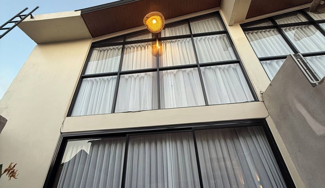 Sare Studio Bali - Berawa Mezzanine Style Apartment with 1BR & Private Pool in Badung