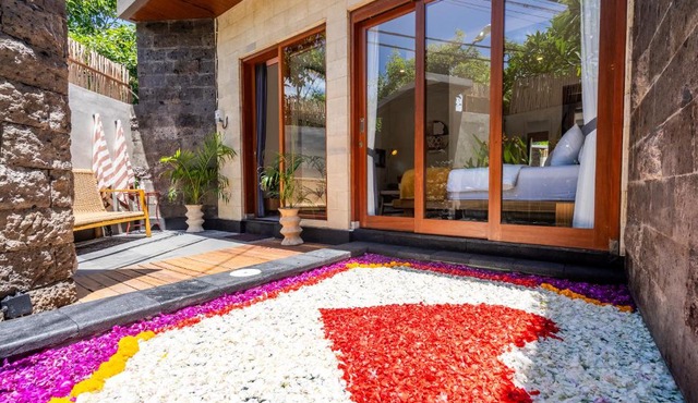 Semar Villa, a cozy studio Villa with a Private Pool, Bali in Legian