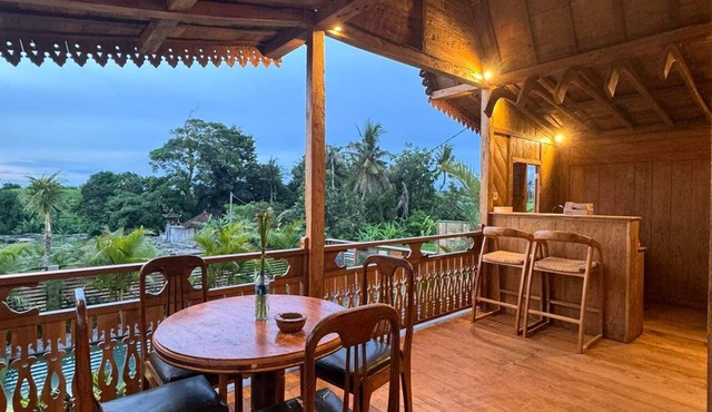 Seseh Beach Retreat Bali - Private Pool & Close to Canggu BRAND NEW! in Bali