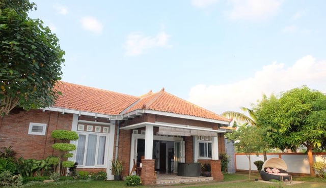 Shoreside Semat Villa and Flat in Jepara