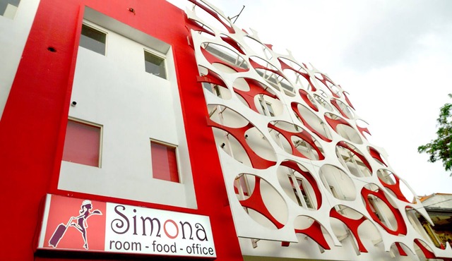 Simona Hotel Twin Bed Room for maks 4 persons in Canggu