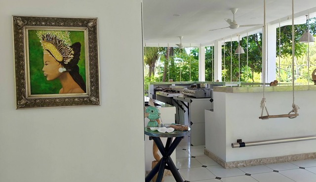 Skylodge B&B - Bali Jungle Retreat with Fine Dining & Eco Pool in Bali