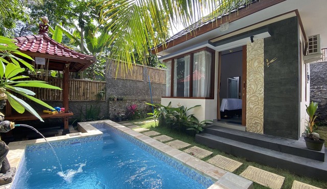 Small private villa with private swimming Pool in Karangasem