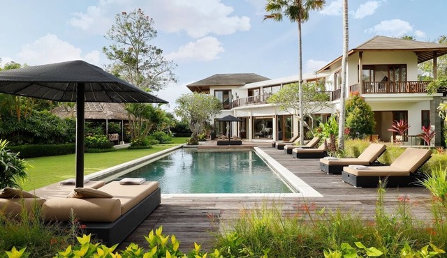 SO6001 - A Spacious and luxury private villa in Badung