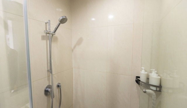 Spacious 2 BR Apt Near SMS Mall – 10 Min Walk in Tangerang