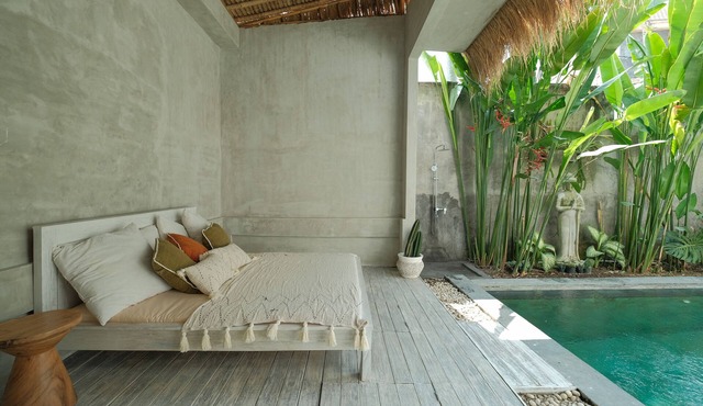 Spacious and Stylish private villa with pool in Bali