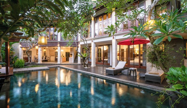 Specious three bedrooms villa in beautiful Jimbaran with private pool in Bali