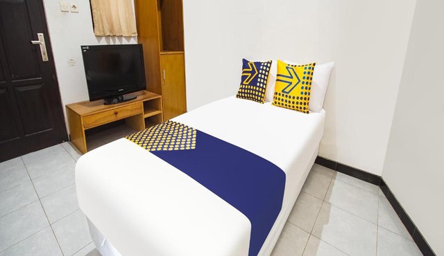 SPOT ON 90902 Marhaban Guesthouse Syariah in Malang