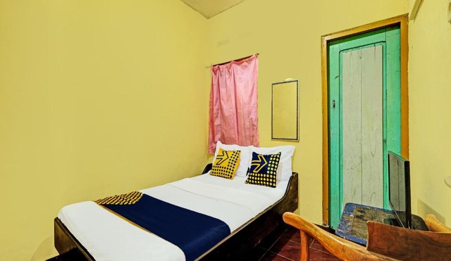 SPOT ON 92414 Hotel Pereng Sari in Kopeng