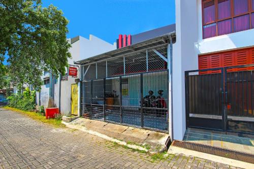 SPOT ON 92495 Wisma Ayem in Semarang
