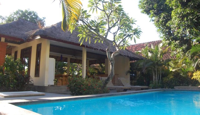 Star East Bungalows in Amed