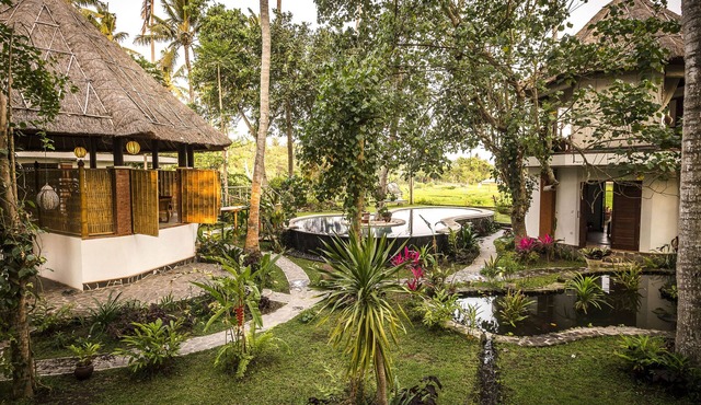 STRIKING VIEWS, SUBLIMELY ROMANTIC 4PAX A/C FULLY CATERED LUXURY PRIVATE POOL in Karangasem