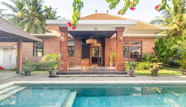 Stunning 2 Bed Villa in Tejakula with private pool in Karangasem