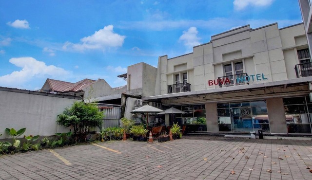 Stylish Deluxe Twin Escape w/Free WiFi in Semarang