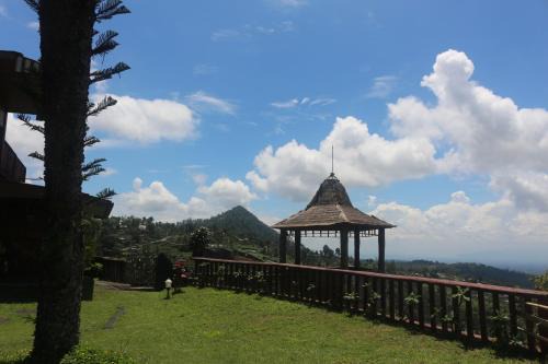 Sukuh Cottage in Tawangmangu