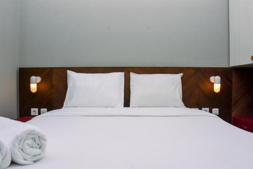 Super and Brand New 2BR at Sudirman Suites Apartment By Travelio in Jakarta