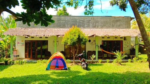 Susan Homestay in Batukaras