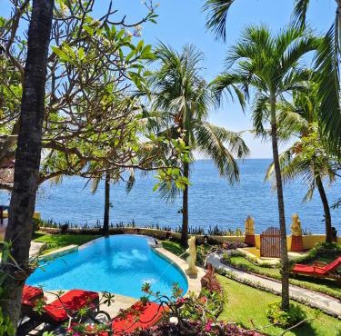 Teluk Indah Beach & Pool Villa in Tejakula
