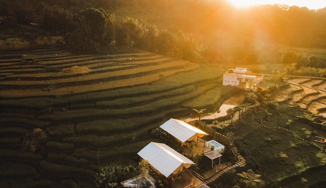 Teras bumi Glamping – Nature, Comfort & Culture in Kabupaten Lima puluh kota