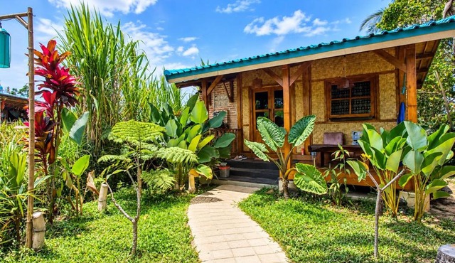 Tetebatu Sasak House Bungalow in Tetebatu