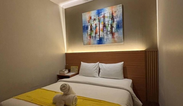 The central lovina hotel & restaurant in Buleleng