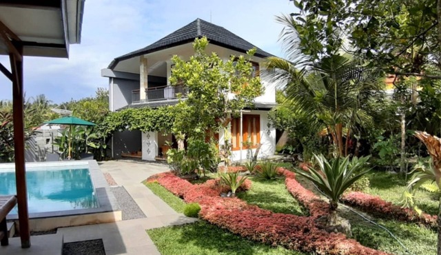 The Champuhan Villa - Honeymoon Villa With Rice Field View in Bali