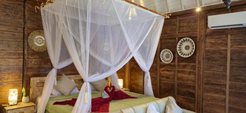 The National Park Villa with Joglo style villa and Jacuzzi in Pemuteran