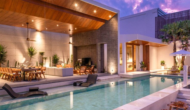 The Ultimate 5 Star Holiday Villa in Kabupaten Badung with Private Pool and Fully Staffed in Bali