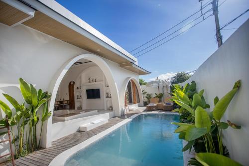 The White Orchid Private Villa in Nusa Ceningan