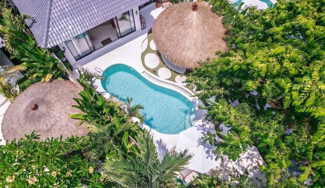 Tropical 2BR Gem in Ubud w Private Pool & Gazebo in Gianyar Regency