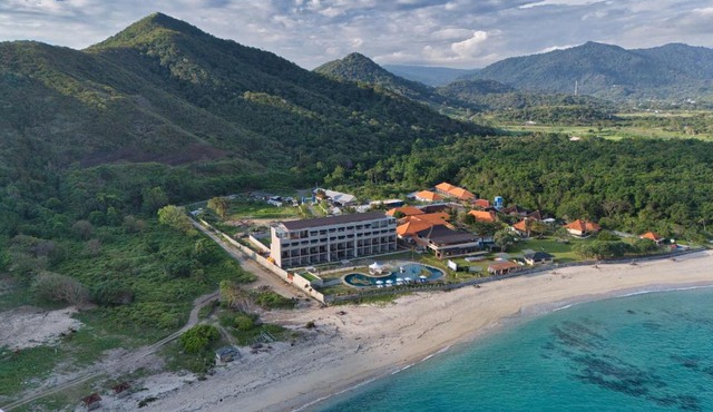 Tropical Beach Resort Sekongkang in Sekongkang Bawa