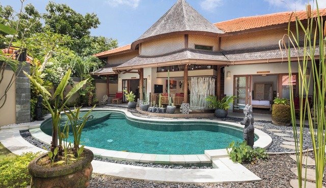Tropically, 4-Bedroom Villa in Balangan in Jimbaran