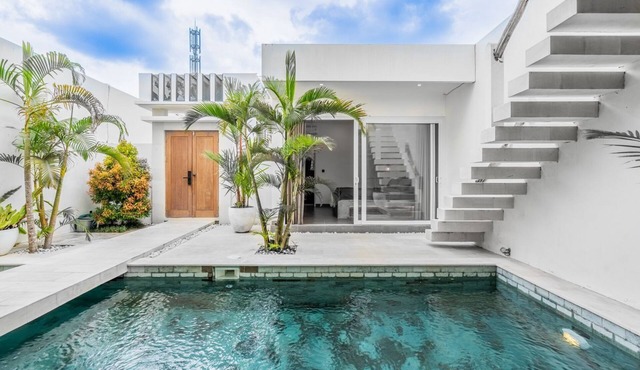 Tumbak Villa - Three Bedroom Villa, Sleeps 6 in Tumbak Bayuh