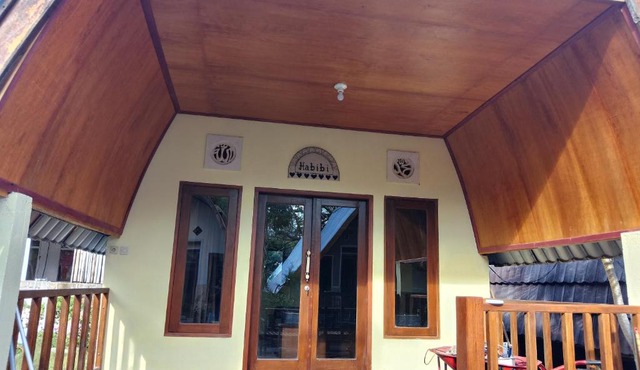 Two One bungalow in Gili Meno