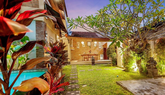Ubud 3BD Premium Villa: pool and pristine views! in Ubud