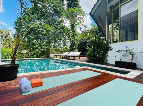 Ubud Artist Retreat Jungle Views Yoga Deck and Private Pool in Ubud
