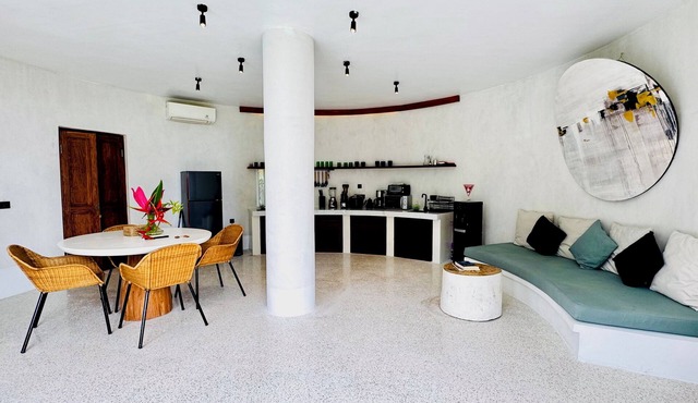 Uluwatu 2 Bedroom Villa #4 Private Pool, Equipped Kitchen, Ocean View, Free Wifi in Ungasan
