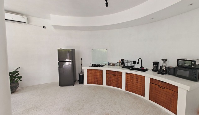 Uluwatu 2 Bedroom Villa #9 Private Pool, Equipped Kitchen, Ocean View, Free Wifi in Ungasan