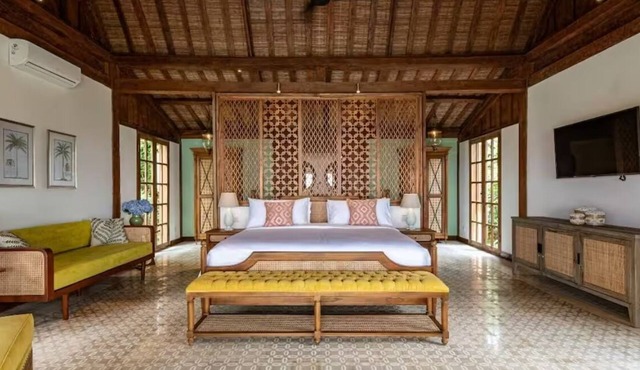 Umah Lusa - Luxury Suite, Sea View in Banjar