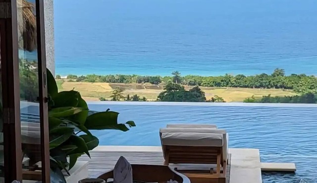 Umarato Villa Sumba - 4 Bedroom Private Villa with Infinity Pool in Rua