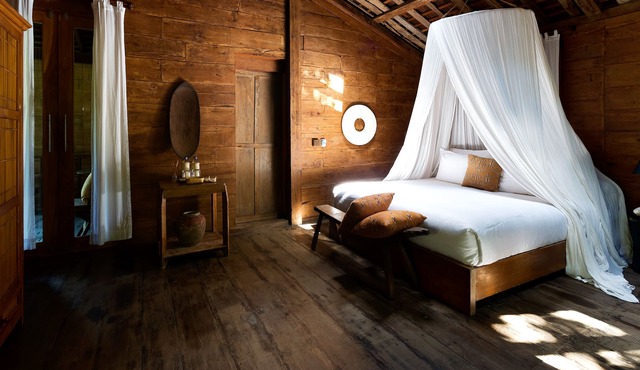 Unique Gladak House in Canggu Resort in Canggu