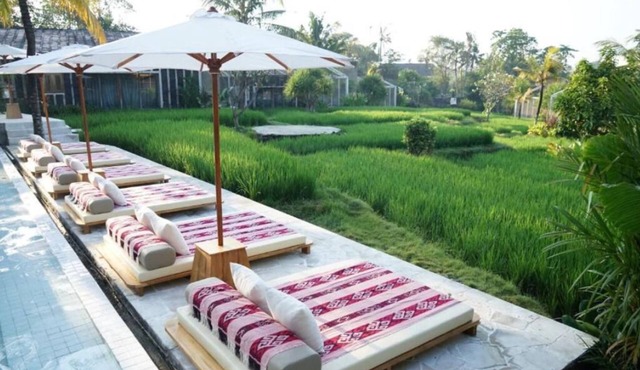 Urban Suite room include breakfast 2 minutes walk to beach in Bali
