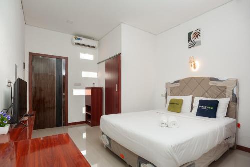 Urbanview Hotel Amarilis Sentul Bogor by RedDoorz in Pasirkuda