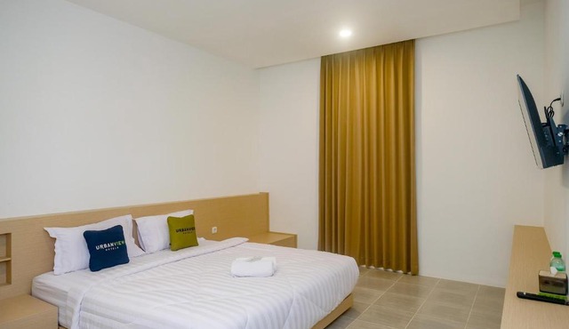 Urbanview Hotel JJ Bukitsari Semarang in Jatingaleh